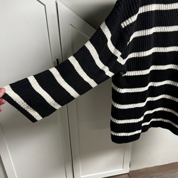 H&M Oversized Cotton Blend Striped Sweater -  2XL - Black & White - Picture 4 of 5